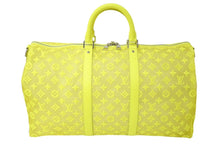 Load image into Gallery viewer, 新品同様 LouisVuitton ルイヴィトン キーポル50 ネオンイエローメッシュ M55380 ナイロン カーフ イエロー シルバー 中古 65696