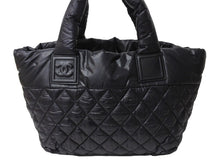 Load image into Gallery viewer, 極美品 CHANEL シャネル コココクーン スモールトート ハンドバッグ A48610 16番台 キルティング ココマーク ブラック シルバー金具 中古 65708