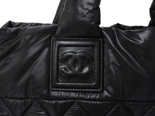 Load image into Gallery viewer, 極美品 CHANEL シャネル コココクーン スモールトート ハンドバッグ A48610 16番台 キルティング ココマーク ブラック シルバー金具 中古 65708