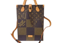 Load image into Gallery viewer, 極美品 LOUIS VUITTON ルイヴィトン × NIGO ニゴ― ダミエ ジャイアント モノグラム 2WAY トートバッグ N40355 中古 65715
