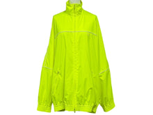 Load image into Gallery viewer, 極美品 BALENCIAGA バレンシアガ パイピング オーバーサイズ トラック ジャケット 蛍光 イエロー 2020年 ポリエステル 643053 サイズ38 中古 65736