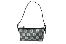 Load image into Gallery viewer, 極美品 LOEWE ロエベ アナグラム ハンドバッグ ワンショルダーバッグ ポーチ キャンバス シルバー金具 グレー 中古 65747
