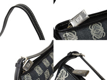 Load image into Gallery viewer, 極美品 LOEWE ロエベ アナグラム ハンドバッグ ワンショルダーバッグ ポーチ キャンバス シルバー金具 グレー 中古 65747