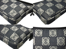 Load image into Gallery viewer, 極美品 LOEWE ロエベ アナグラム ハンドバッグ ワンショルダーバッグ ポーチ キャンバス シルバー金具 グレー 中古 65747