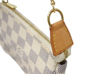 画像をギャラリービューアに読み込む, LOUIS VUITTON ルイヴィトン ポーチ N58010 ミニポシェットアクセソワール ダミエアズール ホワイト ゴールド金具 美品 中古 65750