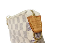 画像をギャラリービューアに読み込む, LOUIS VUITTON ルイヴィトン ポーチ N58010 ミニポシェットアクセソワール ダミエアズール ホワイト ゴールド金具 美品 中古 65750