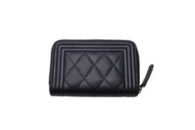 Load image into Gallery viewer, 極美品 CHANEL シャネル コインケース 財布 ボーイ ラウンドファスナー キャビアスキン A80602 シルバー金具 ブラック 美品 中古 65829