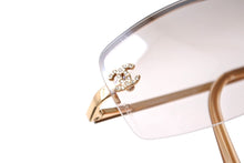 Load image into Gallery viewer, CHANEL シャネル サングラス ココマーク ラインストーン 4093-B ゴールド金具 サイズ 56□16 130 美品 中古 65831