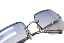 Load image into Gallery viewer, CHANEL シャネル サングラス ココマーク ラインストーン 4092-B シルバー金具 サイズ 62□15 120 グレー 美品 中古 65842