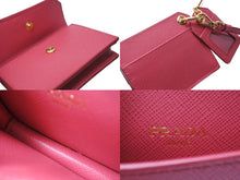 画像をギャラリービューアに読み込む, 同様に PRADA プラダ カードケース バッグチャーム 1TL344 トライアングルロゴ サフィアーノレザー ピンク ゴールド金具 中古 65866 