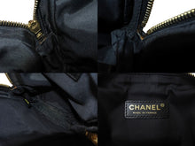 Load image into Gallery viewer, 極美品 CHANEL シャネル ミニショルダーバッグ ココマーク 8番台 ニュートラベルライン ナイロン ブラック ゴールド金具 中古 65920