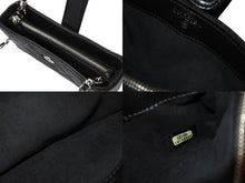 Load image into Gallery viewer, 極美品 CHANEL シャネル チェーンショルダー ポーチ ココマーク 19番台 ブラック ラムスキン シルバー金具 中古 65931