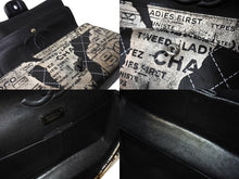 Load image into Gallery viewer, 極美品 CHANEL シャネル マトラッセ25 ニュースペーパー Wフラップラップ ラムスキン ブラックシルバー 21番台 中古 65932