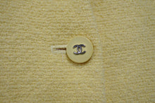 Load image into Gallery viewer, CHANEL シャネル ウール ジャケット イエロー 黄色 ココマーク ココボタン BOUTIQUE ロゴ アウター 美品 中古 65955