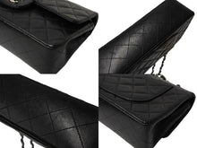 Load image into Gallery viewer, 極美品 CHANEL シャネル チェーンショルダーバッグ マトラッセ23 Wフラップラップ ラムスキン ブラックシルバー 5番台 中古 65965