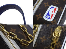 Load image into Gallery viewer, LOUIS VUITTON ルイヴィトン クラッチバッグ クロークルームドロップキット M45588 モノグラム NBA 美品 中古 65982
