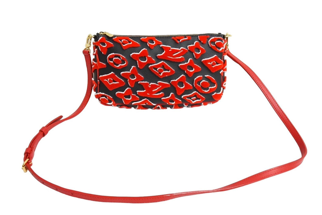 極美品 ルイヴィトン ポシェットアクセソワール タフテッド モノグラム ウルス フィッシャー M45548 ブラック レッド 中古 66003