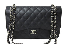 Load image into Gallery viewer, 新品同様 CHANEL シャネル チェーンショルダーバッグ マトラッセ30 キャビアスキン Wフラップ A58600 ブラック シルバー 15番台 中古 66010