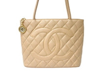 Load image into Gallery viewer, 極美品 CHANEL シャネル 復刻トート 10番台 ハンドバッグ ココマーク キャビアスキン ベージュ ゴールド金具 中古 66011