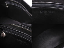 Load image into Gallery viewer, CHANEL シャネル 復刻トートバッグ ハンドバッグ 6番台 グレインドカーフスキン ブラック シルバー金具 美品 中古 66012