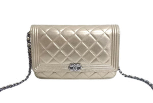 CHANEL シャネル ボーイシャネル チェーン ウォレット ショルダーバッグ ゴールド ラムスキン 20番台 シルバー金具 財布 ココマーク 美品 中古 66015
