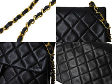 Load image into Gallery viewer, CHANEL シャネル ミニマトラッセ チェーンショルダー ショルダー 1番台 ラムスキン ブラック ゴールド金具 美品 中古 66028