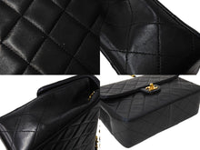 Load image into Gallery viewer, CHANEL シャネル ミニマトラッセ チェーンショルダー ショルダー 1番台 ラムスキン ブラック ゴールド金具 美品 中古 66028