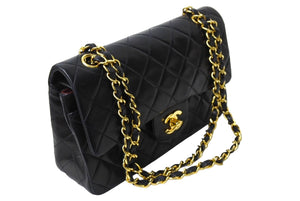 極美品 CHANEL シャネル チェーンショルダーバッグ マトラッセ23 Wフラップ ラムスキン 2番台 ブラック ゴールド 中古 66029
