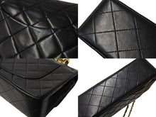 Load image into Gallery viewer, 極美品 CHANEL シャネル チェーンショルダーバッグ マトラッセ23 Wフラップ ラムスキン 2番台 ブラック ゴールド 中古 66029