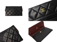 Load image into Gallery viewer, CHANEL シャネル チェーンショルダーバッグ マトラッセ23 ポーチ付き 1番台 ラムスキン ブラック ゴールド金具 美品 中古 66030