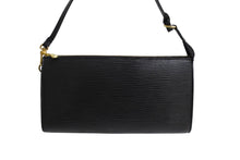 Load image into Gallery viewer, 極美品 LOUIS VUITTON ルイヴィトン ポシェット アクセソワール アクセサリーポーチ エピ M52942 ブラック ゴールド金具 中古 66109