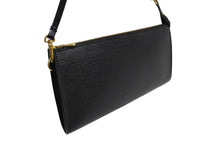 Load image into Gallery viewer, 極美品 LOUIS VUITTON ルイヴィトン ポシェット アクセソワール アクセサリーポーチ エピ M52942 ブラック ゴールド金具 中古 66109