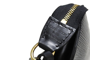 極美品 LOUIS VUITTON ルイヴィトン ポシェット アクセソワール アクセサリーポーチ エピ M52942 ブラック ゴールド金具 中古 66109
