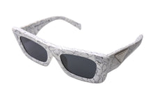 Load image into Gallery viewer, PRADA プラダ キャットアイ サングラス メガネ SPR13Z-F イタリア製 プラスチック ホワイト サイズ52□20 美品 中古 66127