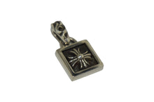 Load image into Gallery viewer, CHROME HEARTS クロムハーツ フレームドCHプラス チャーム ペンダントトップ 重量5.224g シルバ−925 1998 刻印 美品 中古 66133