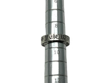 Load image into Gallery viewer, CHROME HEARTS クロムハーツ 6mm スペーサーフォーエバーリング 指輪 サイズ8号 重量9.6g シルバー925 2003 刻印 美品 中古 66137