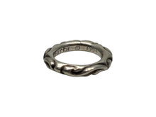 Load image into Gallery viewer, CHROME HEARTS クロムハーツ スクロールバンド リング 指輪 サイズ19号 重量10.944g シルバ−925 1994 刻印 美品 中古 66141