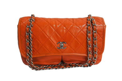 CHANEL シャネル ショルダーバッグ ココマーク 20番台 フランス製 キャビアスキン レッド シルバー金具 美品 中古 66187