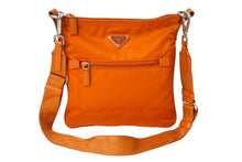 Load image into Gallery viewer, PRADA プラダ ショルダーバッグ トライアングルロゴ ナイロン オレンジ イタリア製 シルバー金具 良品 中古 66189