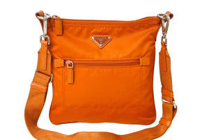 PRADA プラダ ショルダーバッグ トライアングルロゴ ナイロン オレンジ イタリア製 シルバー金具 良品 中古 66189