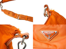 Load image into Gallery viewer, PRADA プラダ ショルダーバッグ トライアングルロゴ ナイロン オレンジ イタリア製 シルバー金具 良品 中古 66189