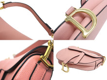 Load image into Gallery viewer, 極美品 新型 Christian Dior クリスチャンディオール レザー サドルバッグ ミニ ハンドバッグ ピンク レザー 中古 66195