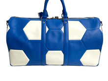 Load image into Gallery viewer, LOUIS VUITTON ルイヴィトン キーポル バンドリエール50 ボストンバッグ M52120 エピレザー 2018 FIFAワールドカップ 美品 中古 66210