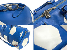 Load image into Gallery viewer, LOUIS VUITTON ルイヴィトン キーポル バンドリエール50 ボストンバッグ M52120 エピレザー 2018 FIFAワールドカップ 美品 中古 66210