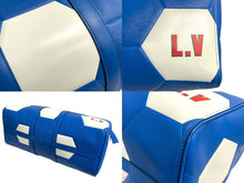 Load image into Gallery viewer, LOUIS VUITTON ルイヴィトン キーポル バンドリエール50 ボストンバッグ M52120 エピレザー 2018 FIFAワールドカップ 美品 中古 66210