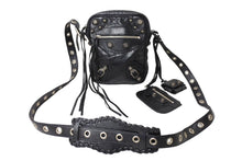 Load image into Gallery viewer, BALENCIAGA バレンシアガ ル カゴール ショルダーバッグ ブラック 7190652 シルバー金具 現行 美品 中古 66214