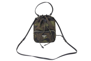 PRADA プラダ 巾着ポーチショルダーバッグ 2WAY トライアングルロゴ注目入れ ミニバッグ レザー ナイロン 美品 中古 66271 
