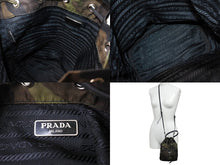 画像をギャラリービューアに読み込む, PRADA プラダ 巾着ポーチショルダーバッグ 2WAY トライアングルロゴ注目入れ ミニバッグ レザー ナイロン 美品 中古 66271 