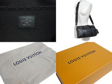 Load image into Gallery viewer, 新品同様 LOUIS VUITTON ルイヴィトン シティ キーポル ショルダーバッグ M45936 モノグラム エクリプス キャンバス 中古 66293