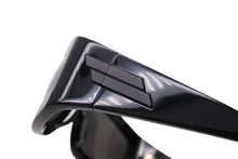 Load image into Gallery viewer, BOTTEGAVENETA ボッテガヴェネタ サングラス オーバル型 ブラック BV1089S 001 62□20 115 美品 中古 66310